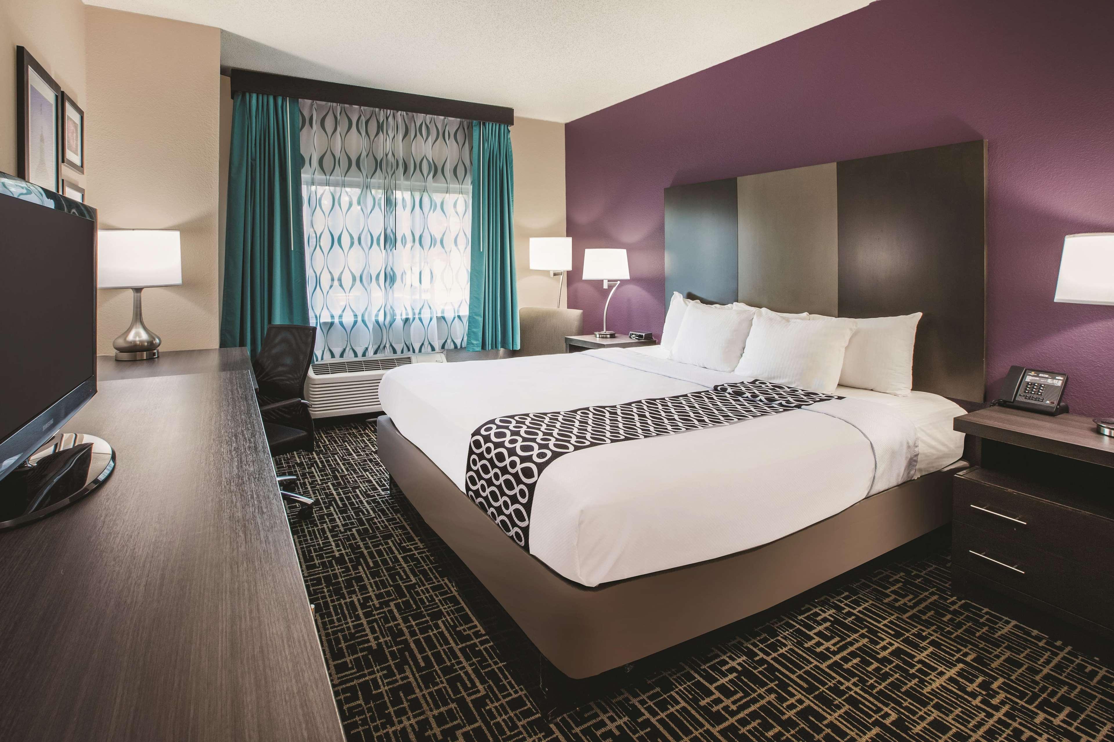 La Quinta Inn By Wyndham Indianapolis North Exteriör bild