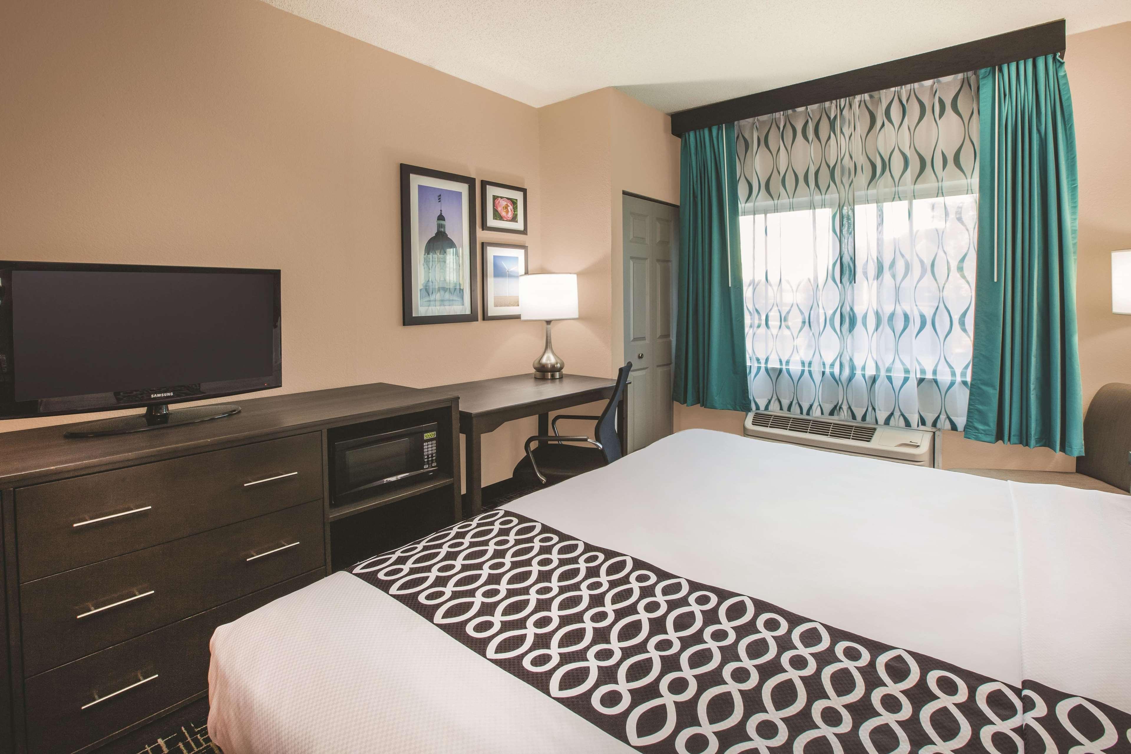 La Quinta Inn By Wyndham Indianapolis North Exteriör bild