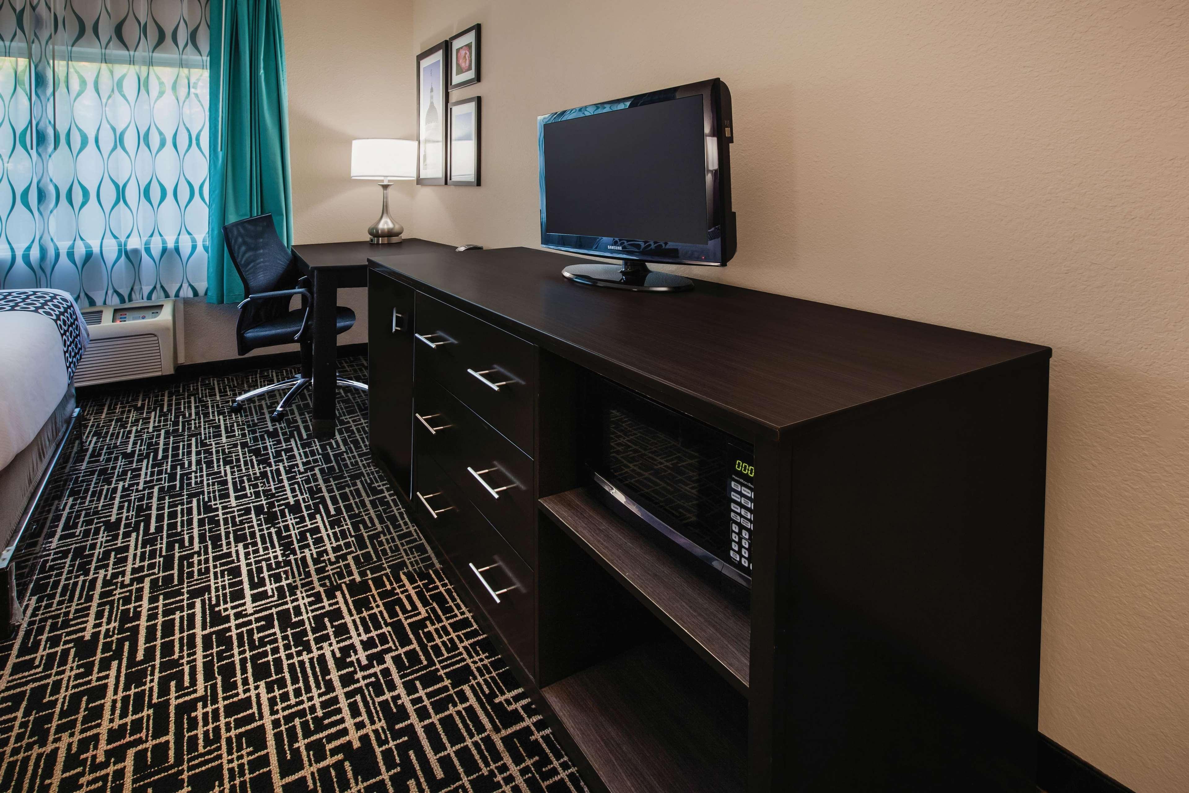 La Quinta Inn By Wyndham Indianapolis North Exteriör bild