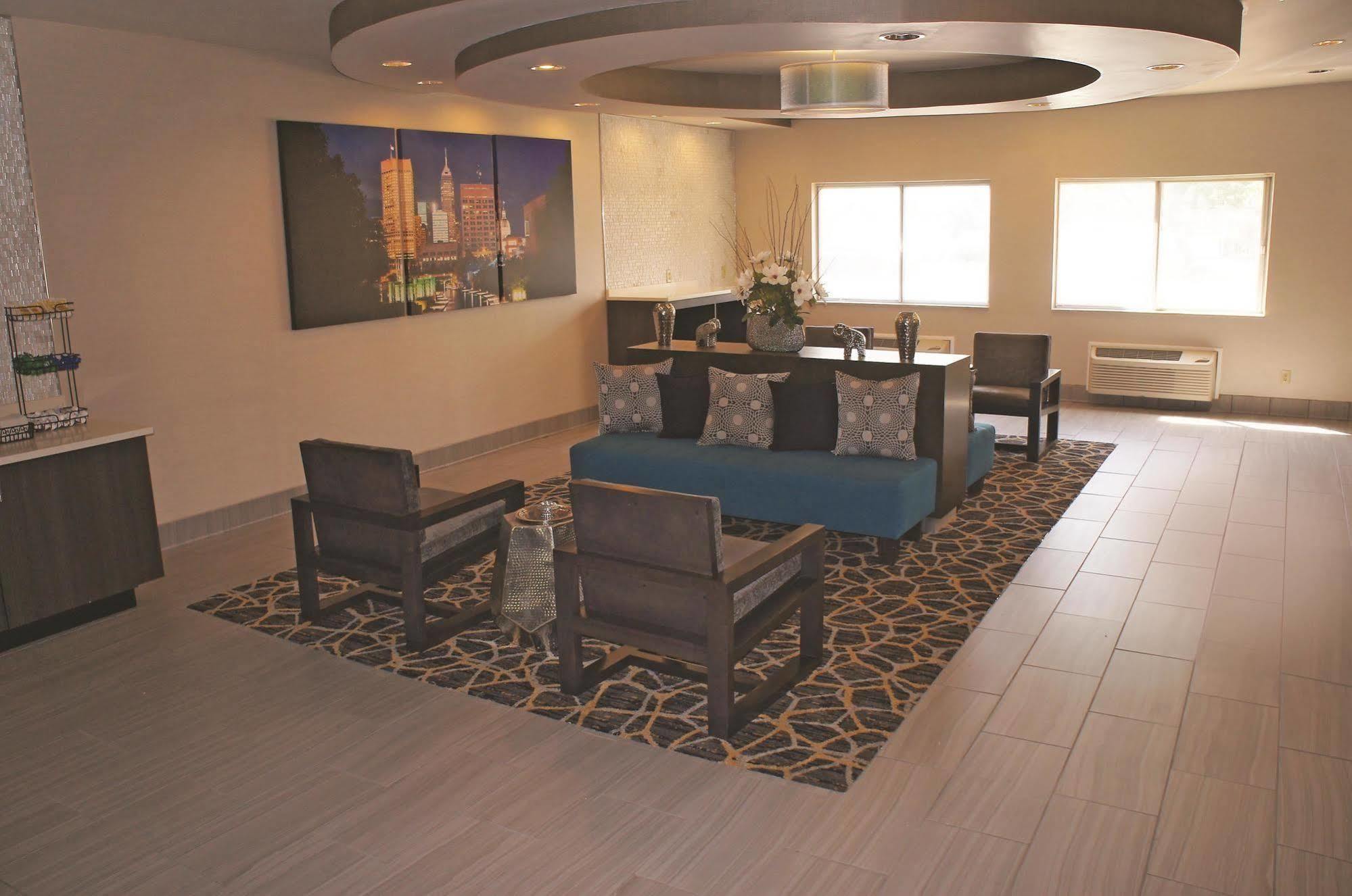 La Quinta Inn By Wyndham Indianapolis North Exteriör bild